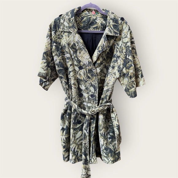 FARM Rio Jackets & Blazers - Farm foliage Printed Short Sleeve Robe Dress with Belt - Black & green jacket